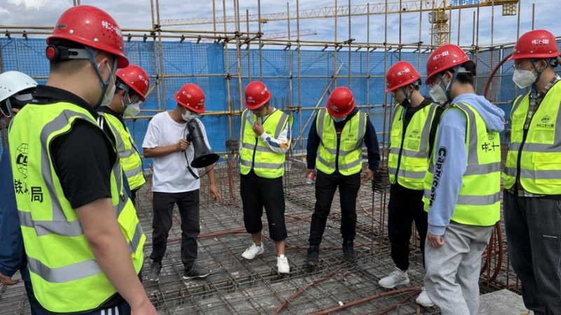 建造师周末班价格差异之谜：揭秘背后的因素